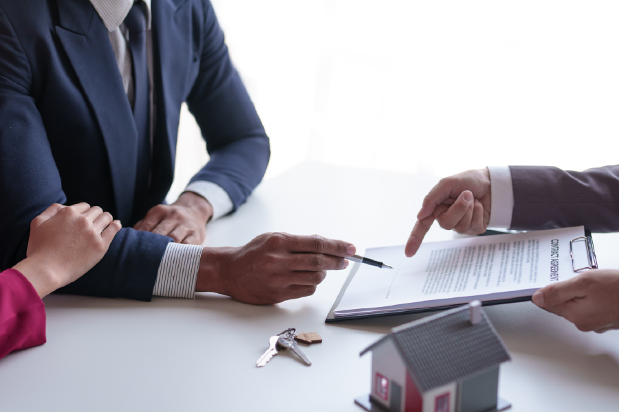 ¿Comprar o vender sin asesoría? El error que no quieres cometer